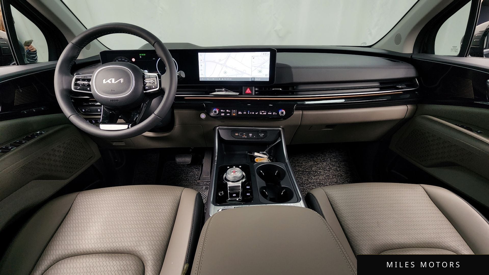 Kia Canival 2025 — миниатюра 7