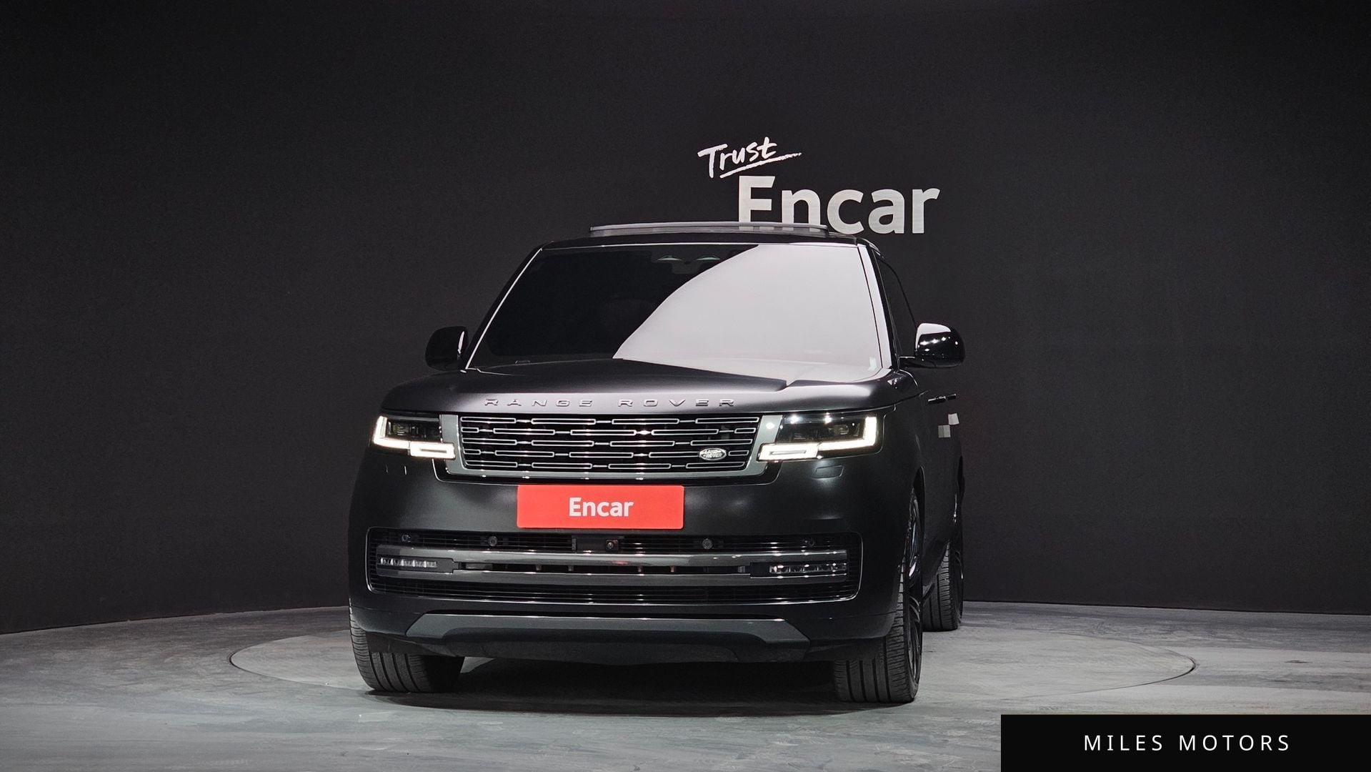 Land Rover Range Rover 2024 — миниатюра 3