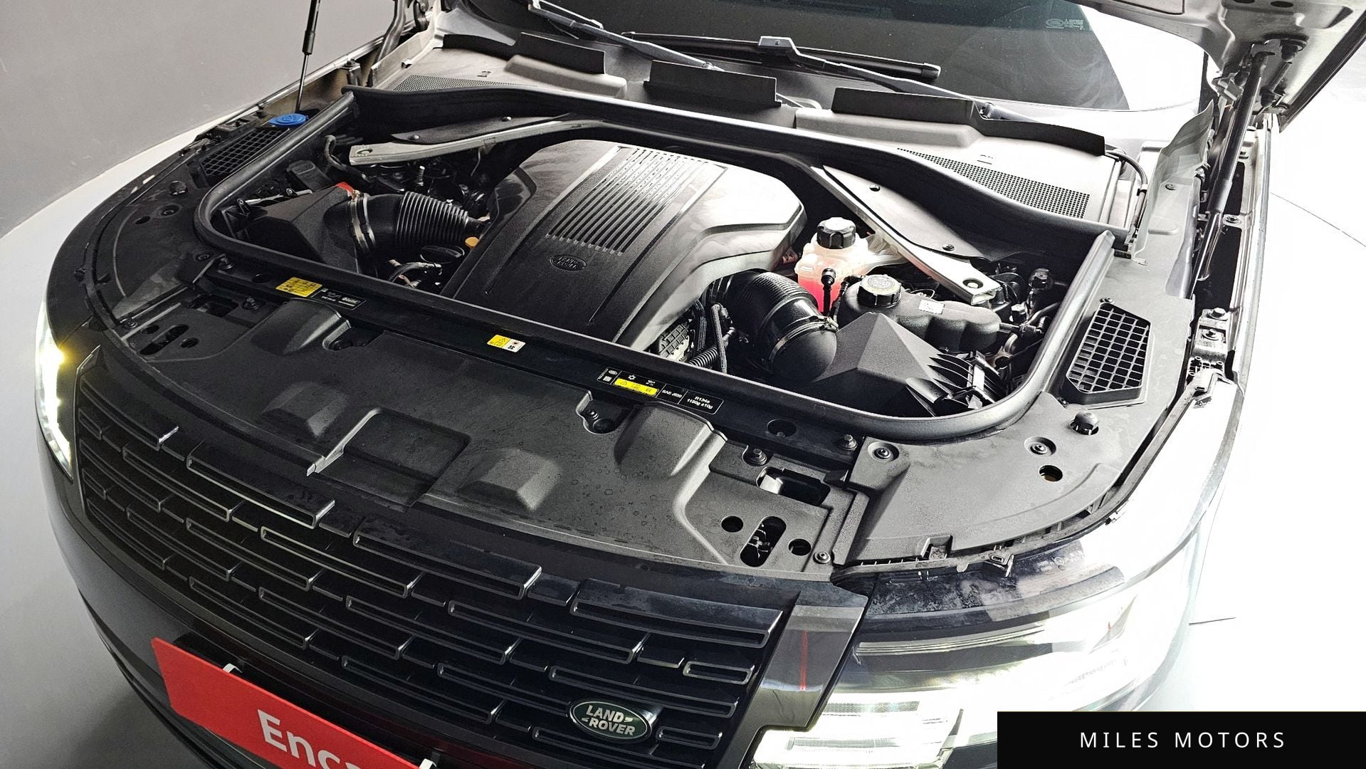 Land Rover Range Rover 2024 — миниатюра 6