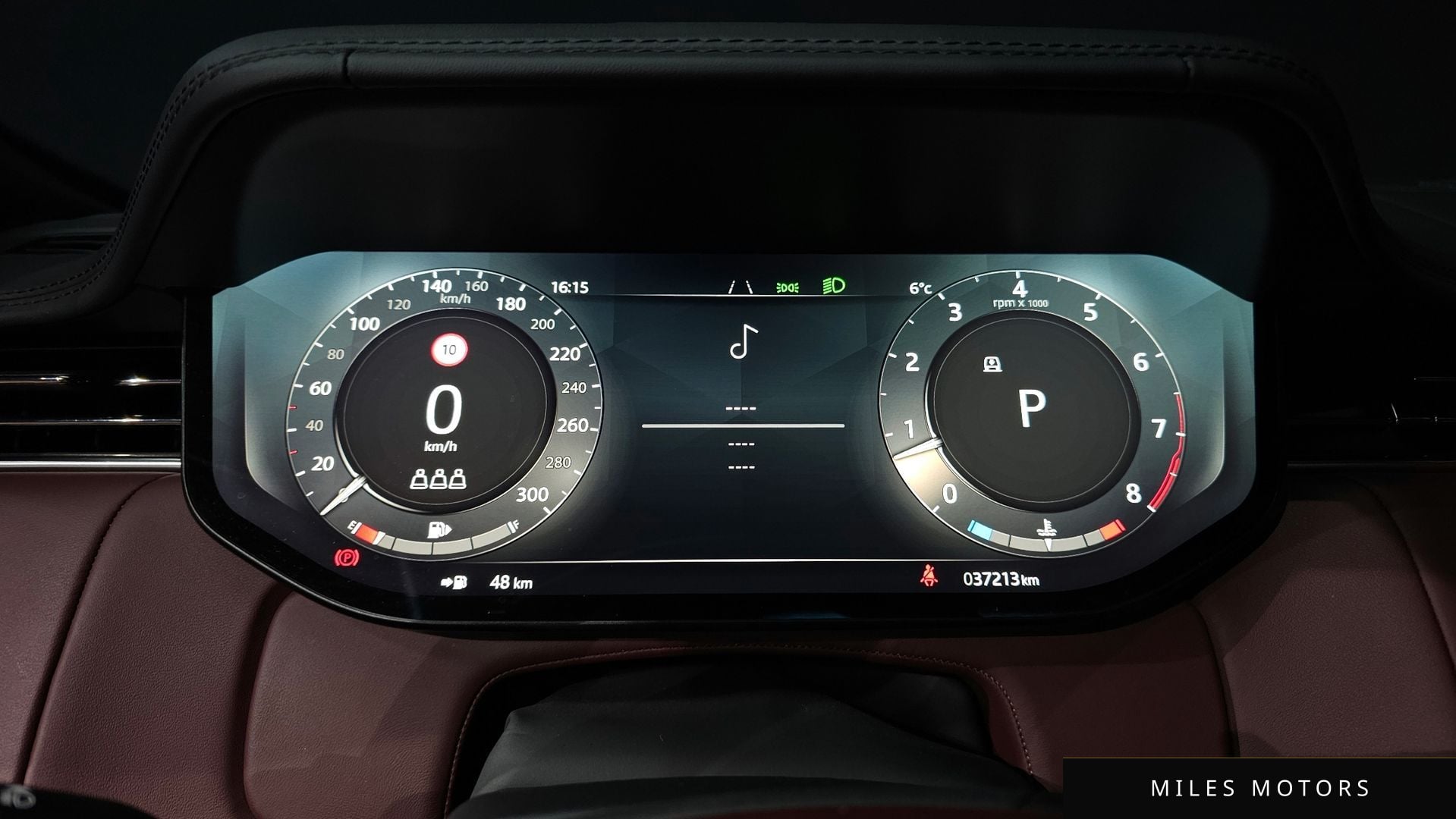 Land Rover Range Rover 2024 — миниатюра 8