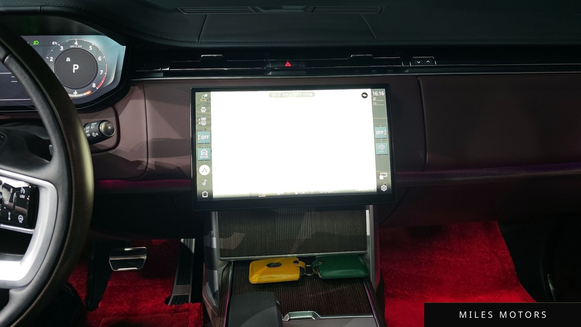 Land Rover Range Rover 2024 — миниатюра 14