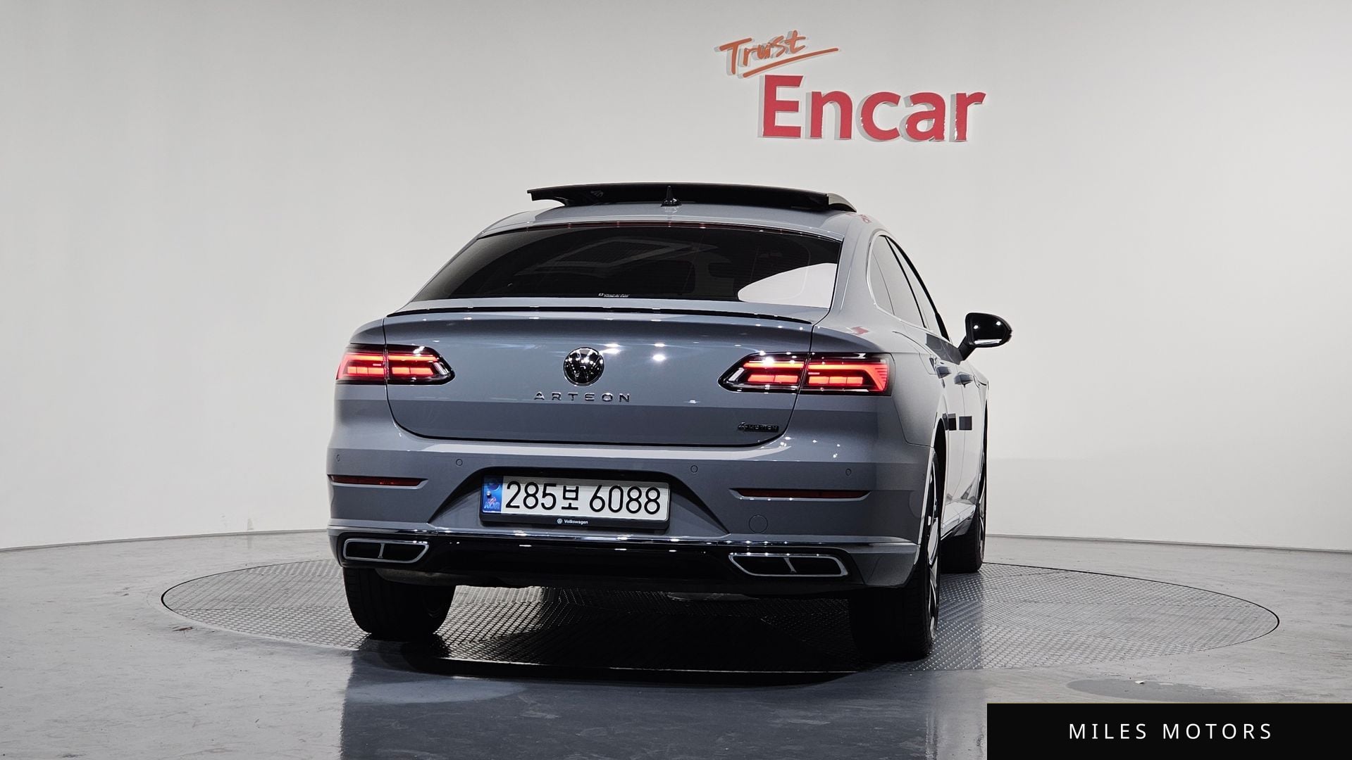Volkswagen 아테온 2023 — миниатюра 4