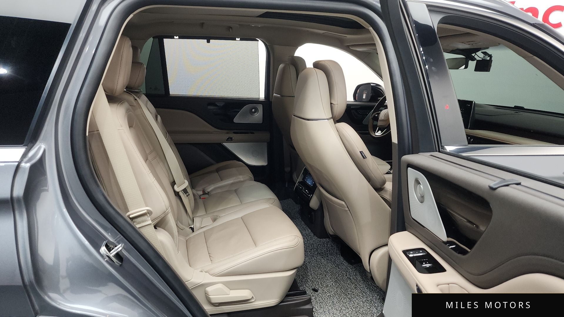 Lincoln Aviator 2022 — миниатюра 12