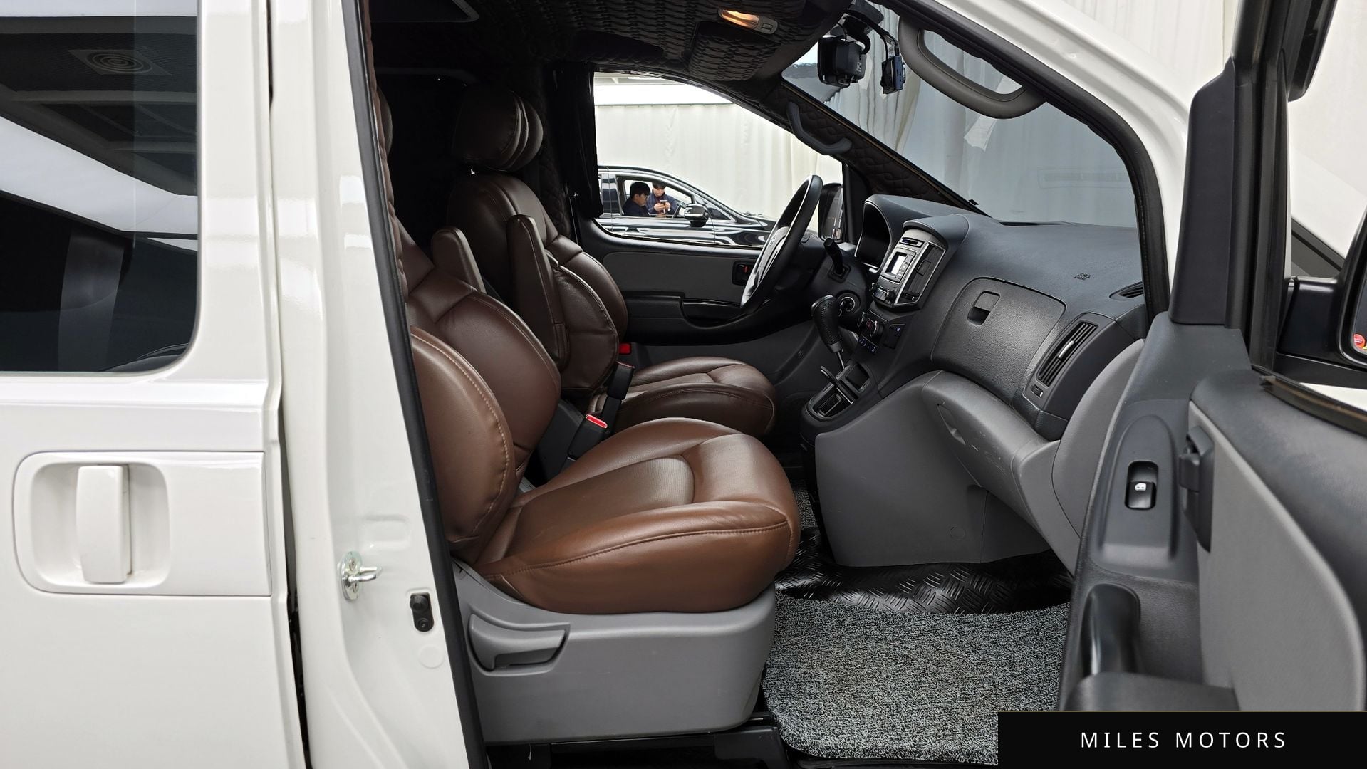 Hyundai Starex 2019 — миниатюра 11