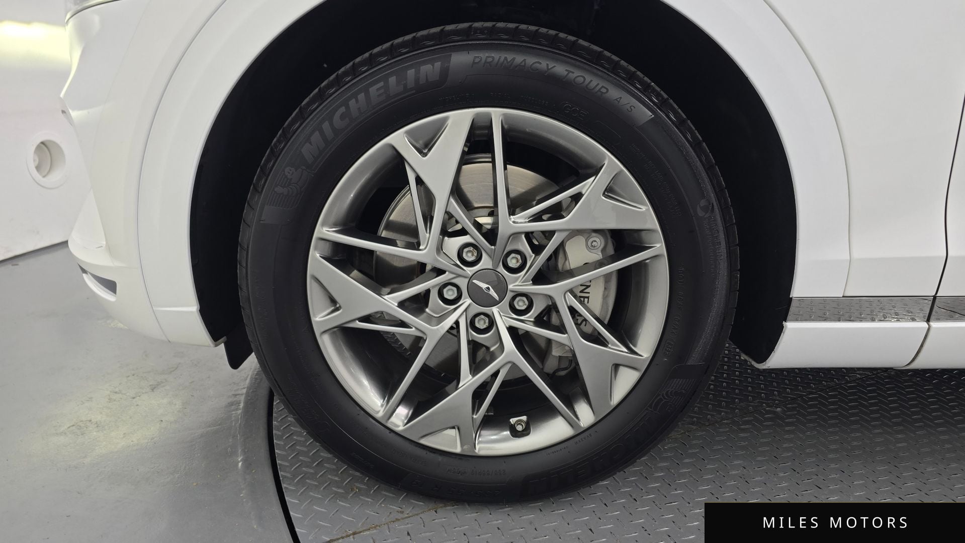 Genesis GV70 2023 — миниатюра 5