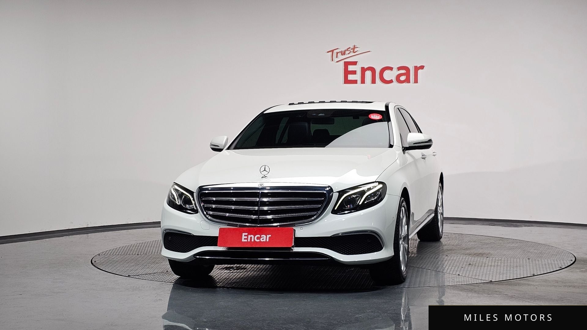 Mercedes-Benz E-Class W213 2019 — миниатюра 2
