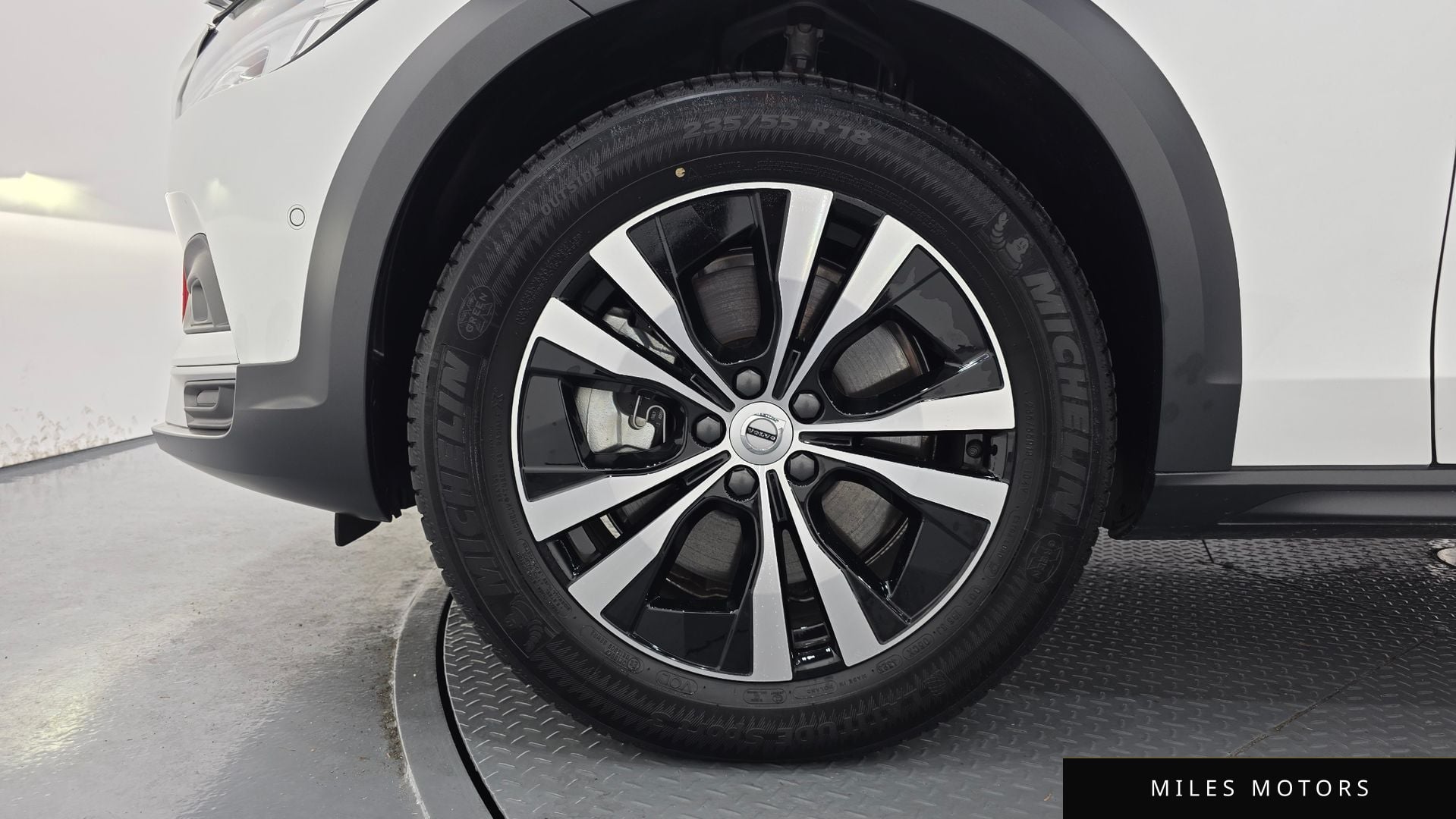 Volvo V90 크로스컨트리 2025 — миниатюра 5