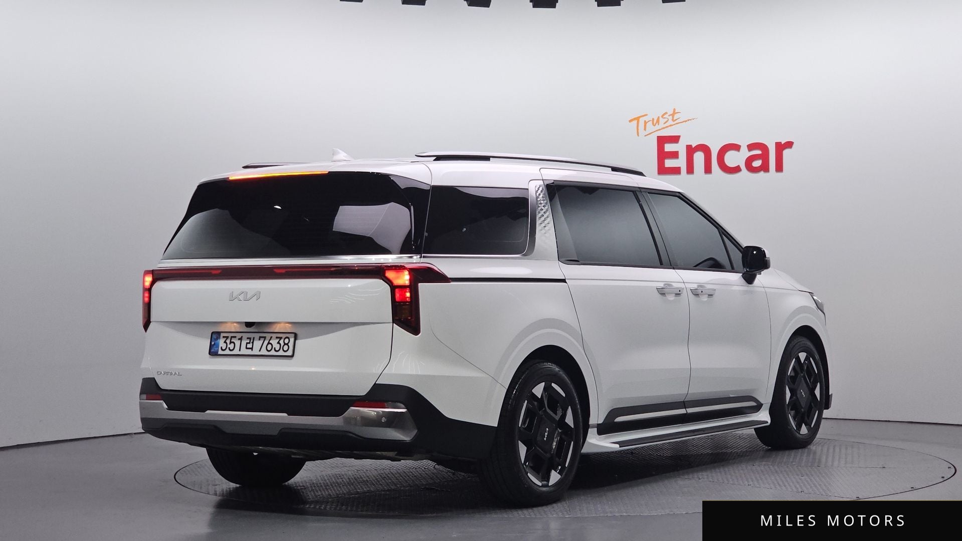 Kia Canival 2024 — миниатюра 2