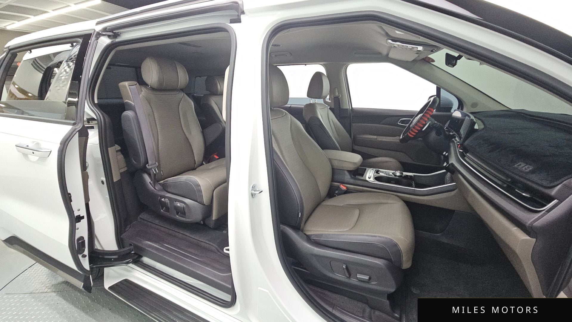 Kia Canival 2024 — миниатюра 11