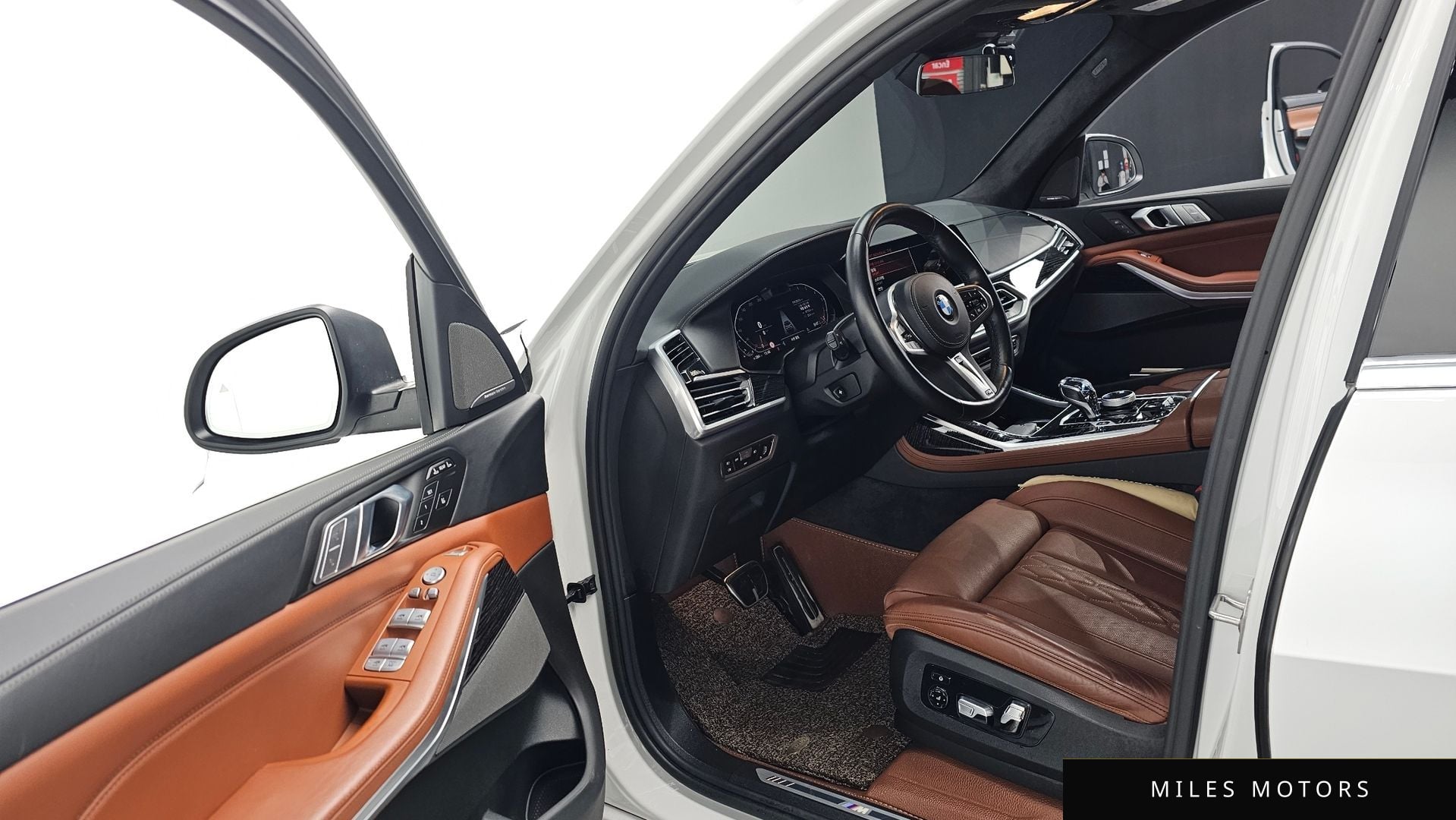 BMW X7 (G07) 2022 — миниатюра 10