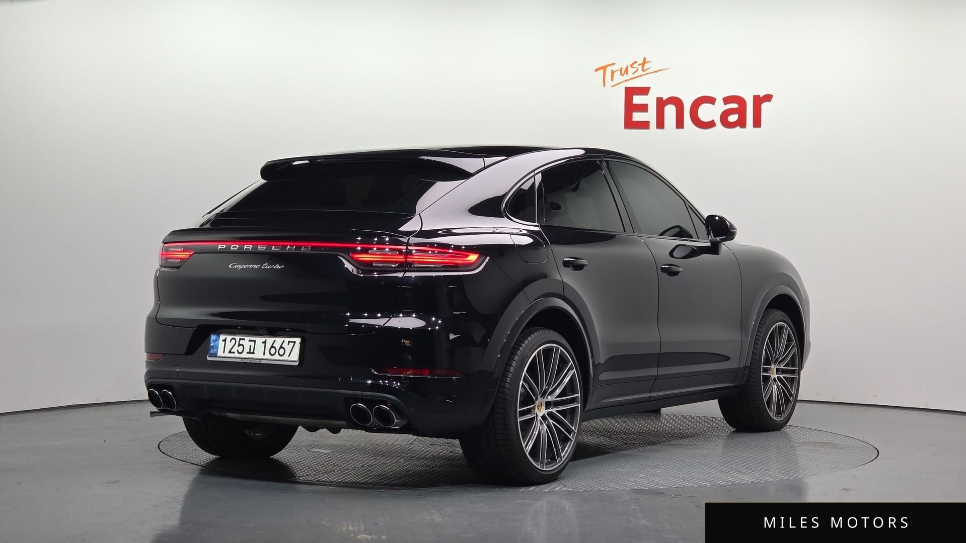 Porsche Cayenne 2020 — миниатюра 2