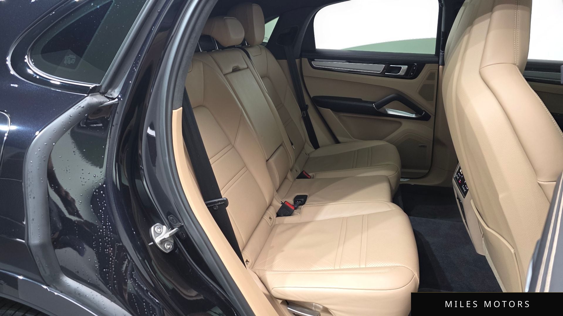 Porsche Cayenne 2020 — миниатюра 11