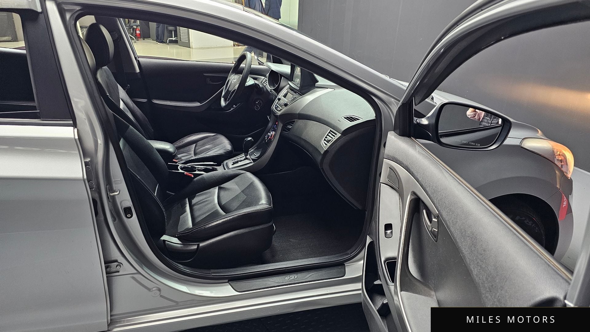Hyundai AVANTE 2014 — миниатюра 10