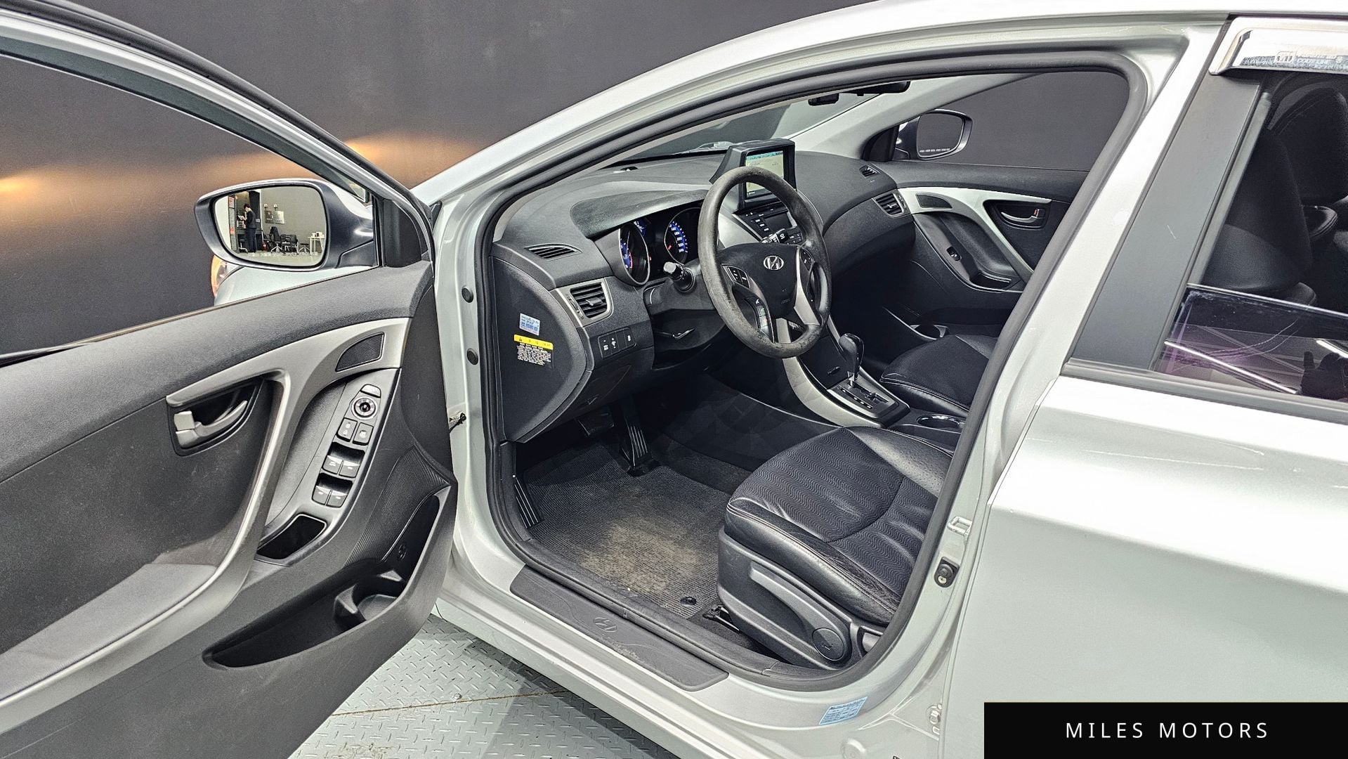 Hyundai AVANTE 2014 — миниатюра 11