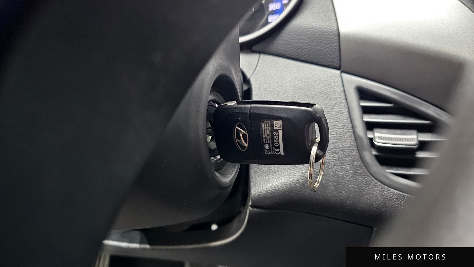 Hyundai AVANTE 2014 — миниатюра 18