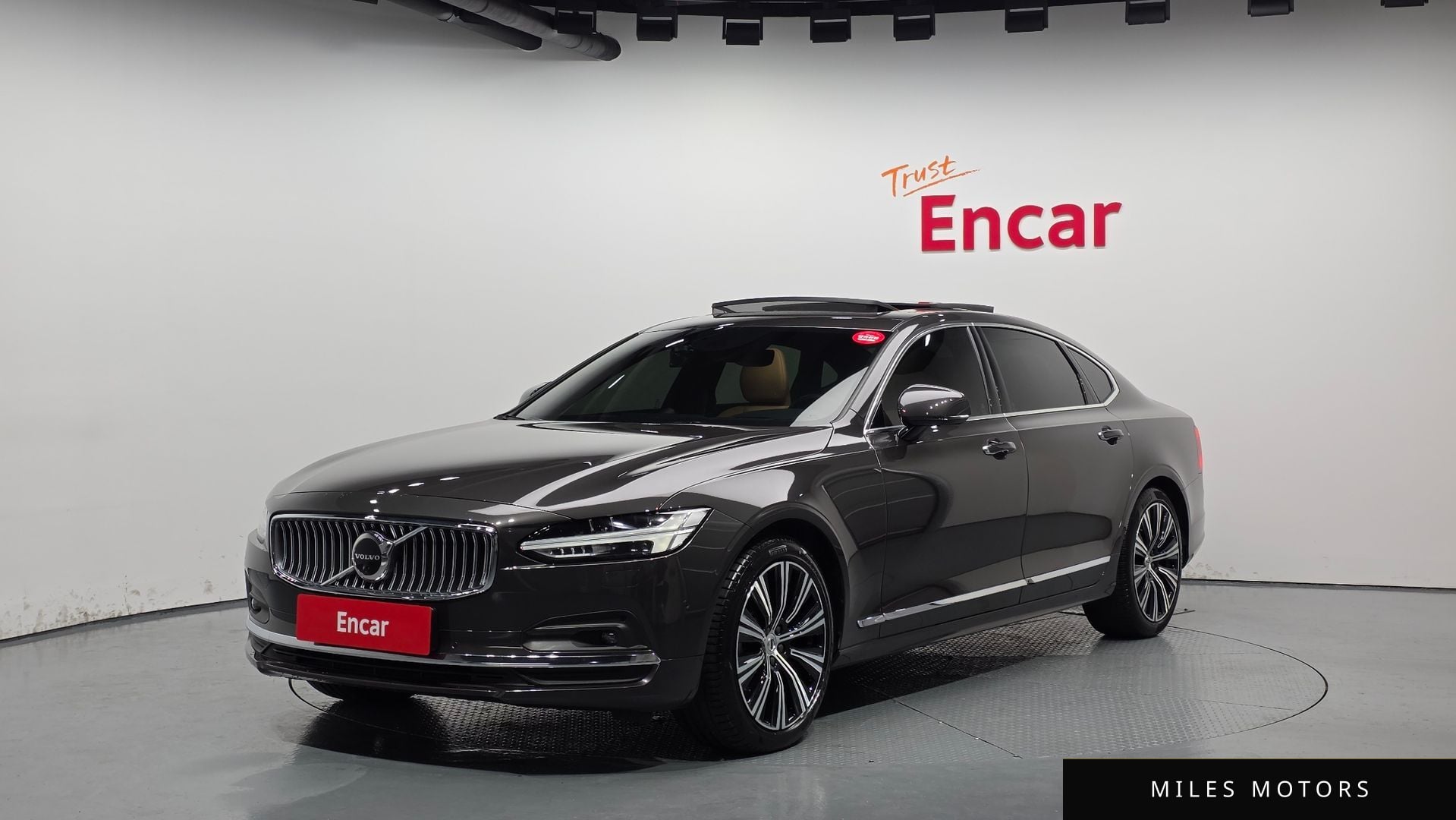 Volvo S90 2021 — фото 1 из 12