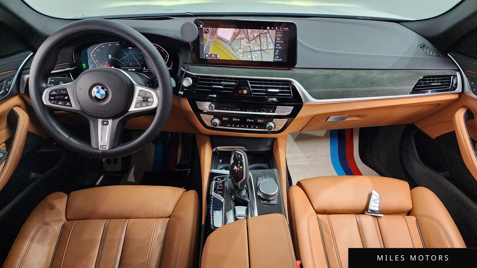 BMW 5 Series (G30) 2022 — миниатюра 7