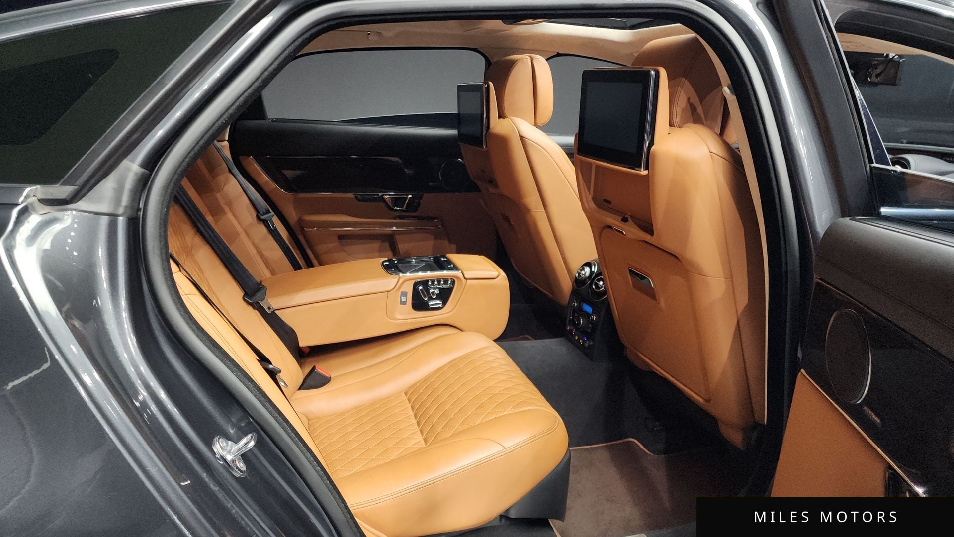 Jaguar All New XJ 2019 — миниатюра 12