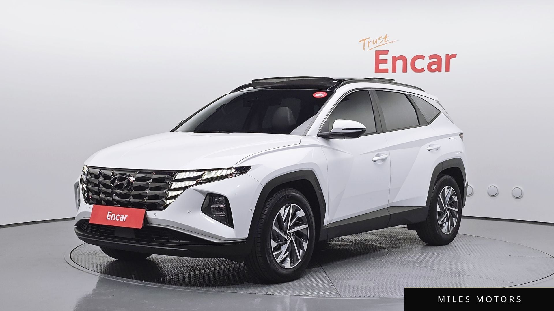 Hyundai Tucson 2022 — фото 1 из 12