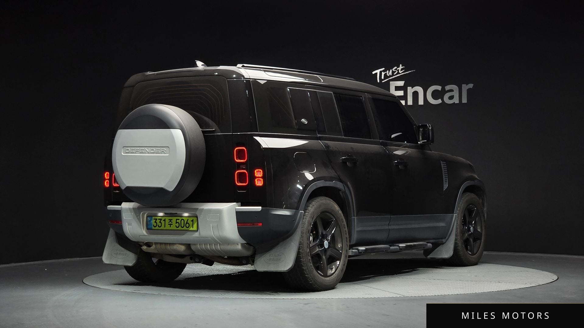 Land Rover Defender 2024 — миниатюра 2