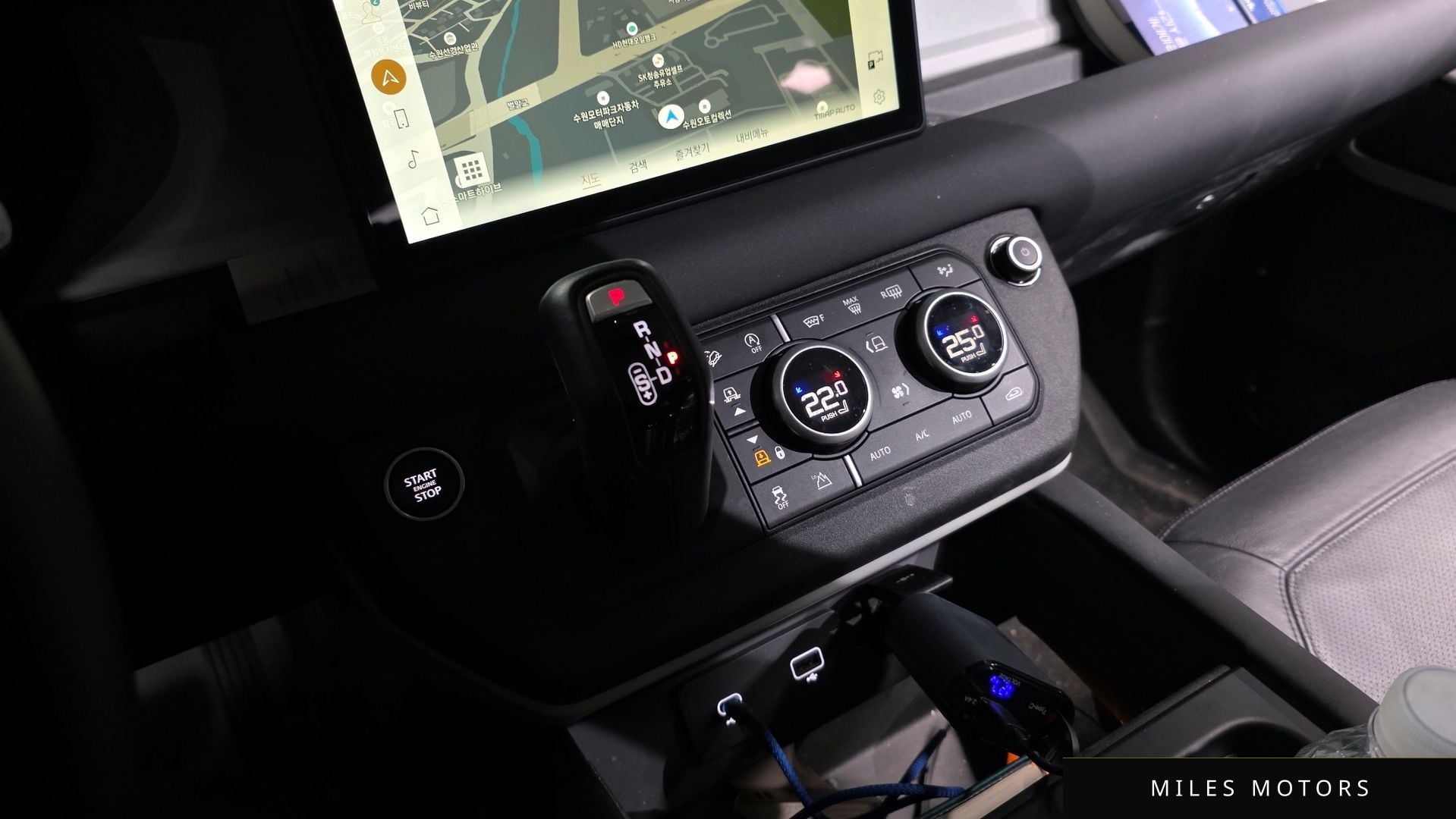 Land Rover Defender 2024 — миниатюра 9