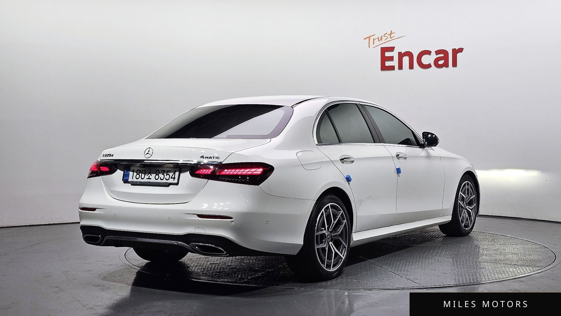 Mercedes-Benz E-Class W213 2021 — миниатюра 2