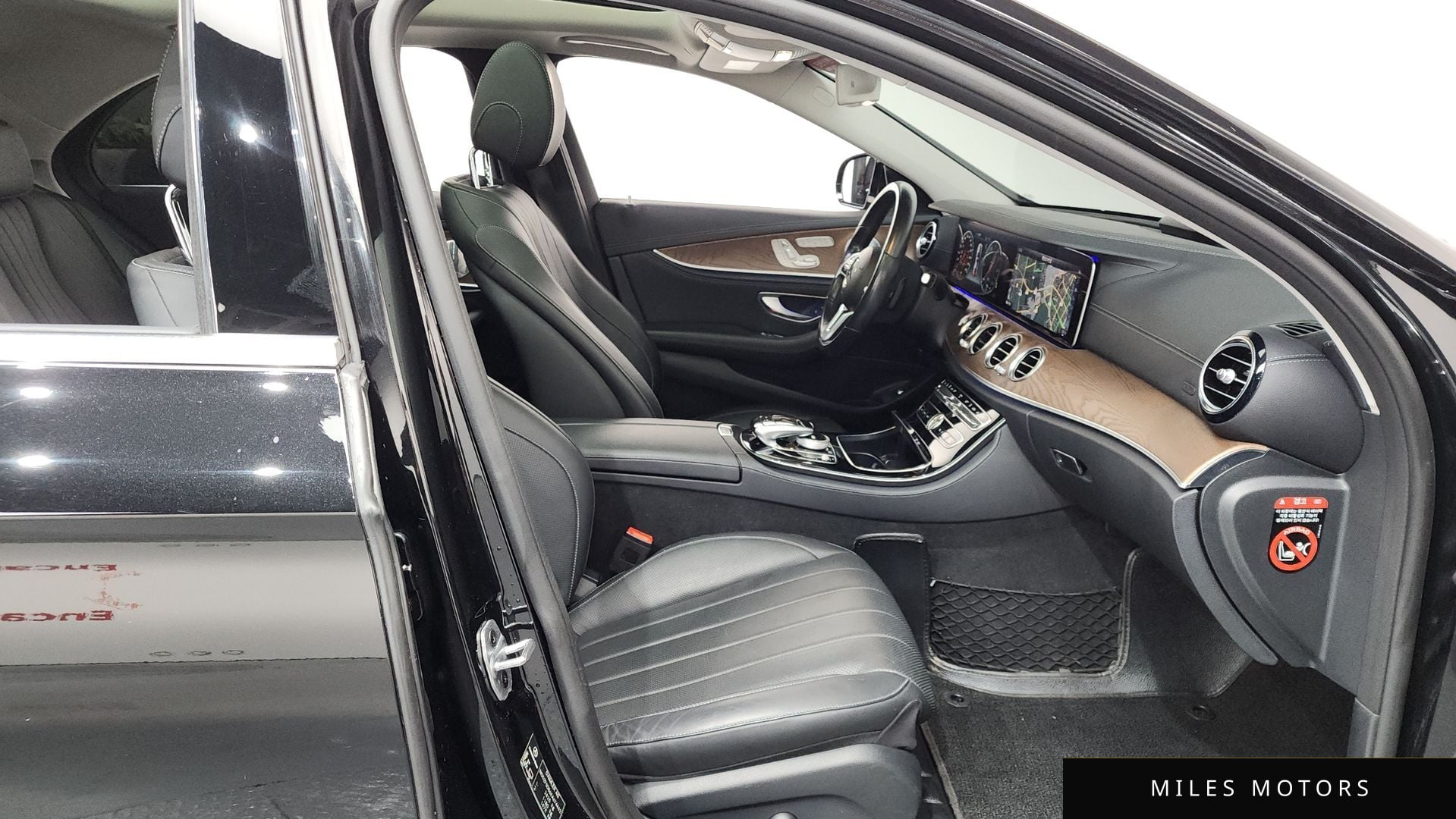 Mercedes-Benz E-Class W213 2019 — миниатюра 11