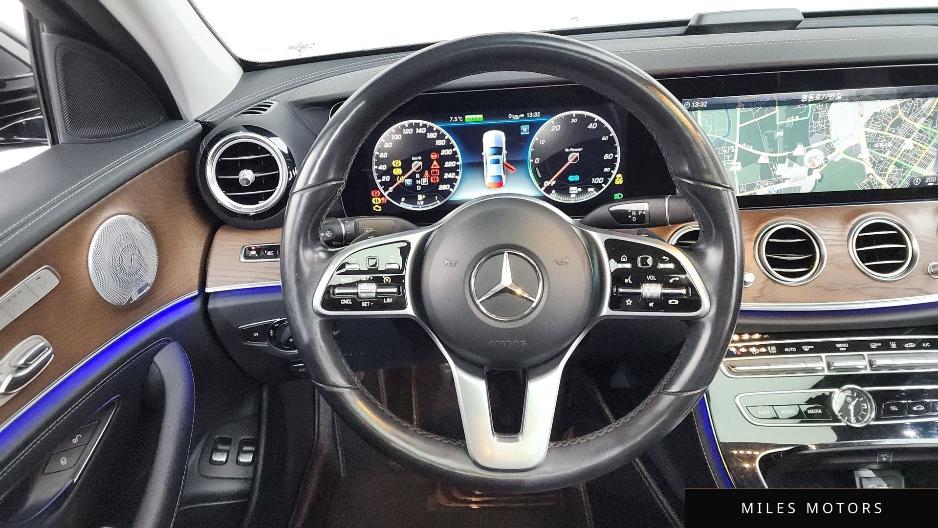 Mercedes-Benz E-Class W213 2019 — миниатюра 13