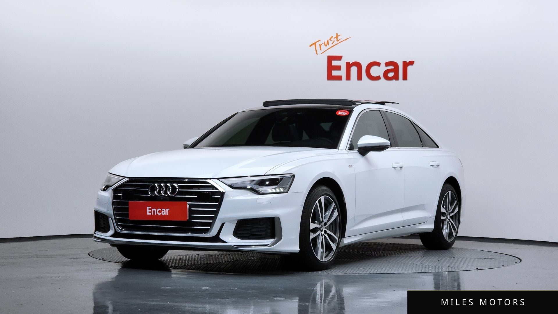 Audi A6 (C8) 2023 — фото 1 из 12