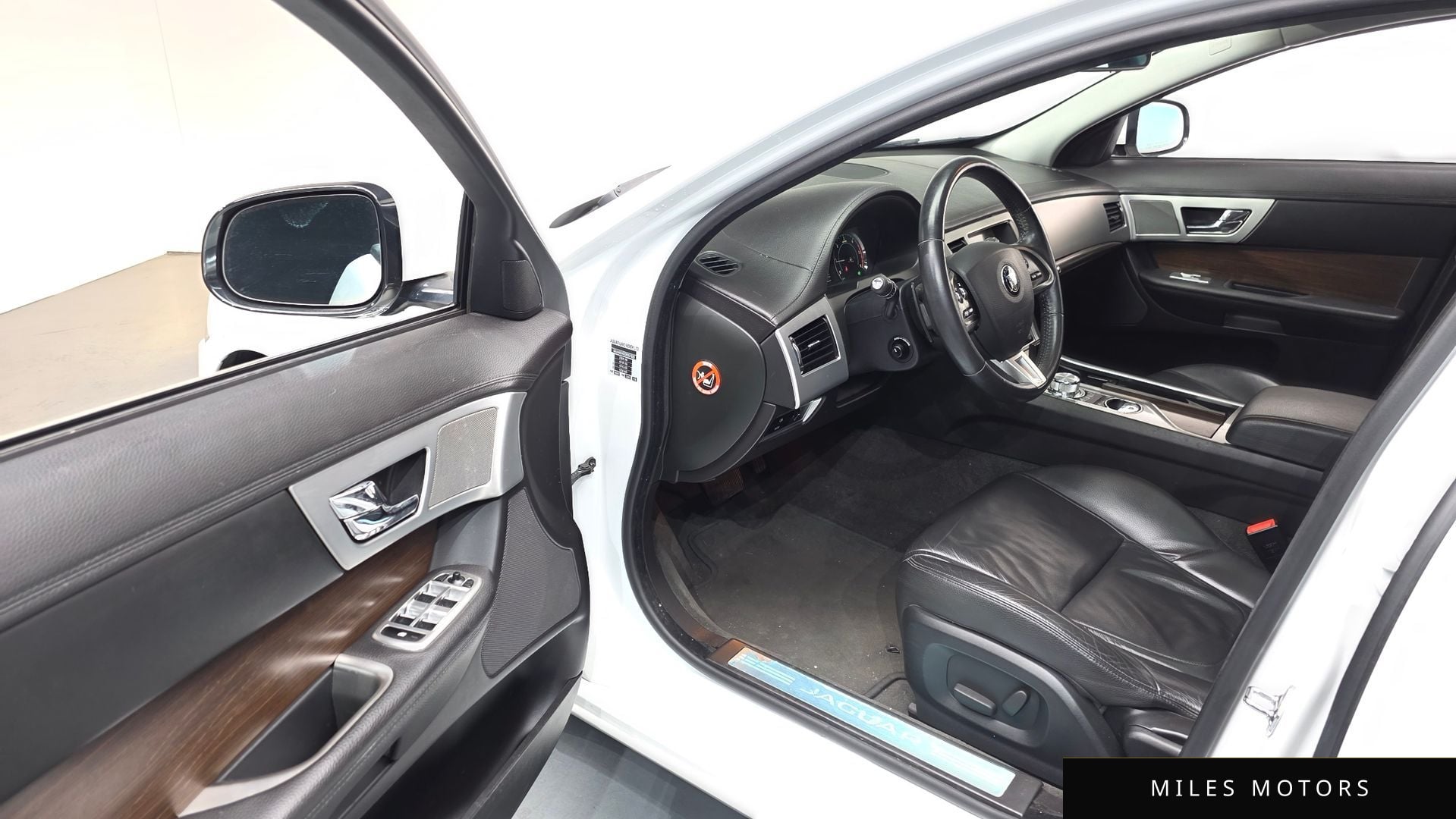 Jaguar New XF 2014 — миниатюра 11