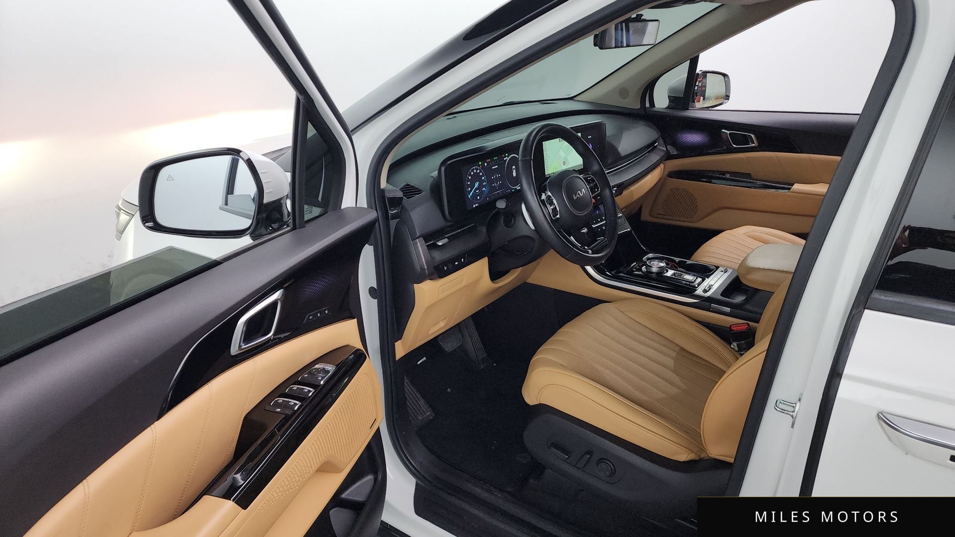 Kia Carnival 2023 — миниатюра 10