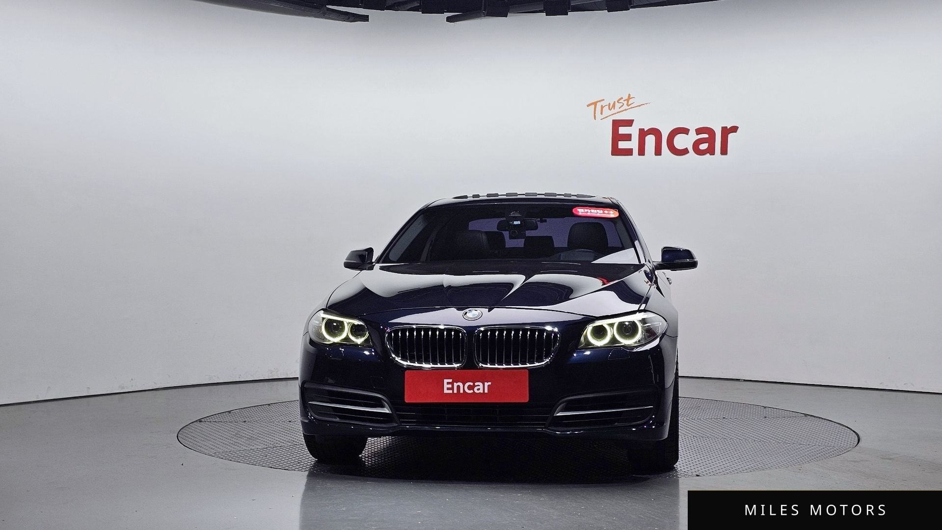 BMW 5 Series (F10) 2015 — миниатюра 2