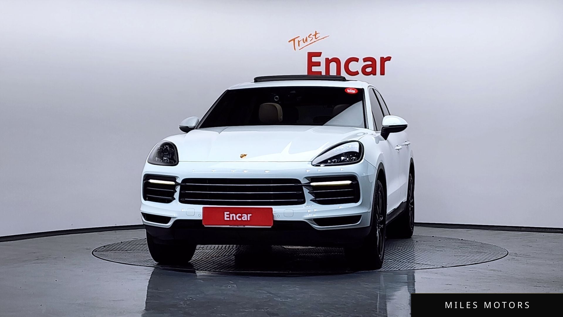 Porsche Cayenne 2019 — миниатюра 3