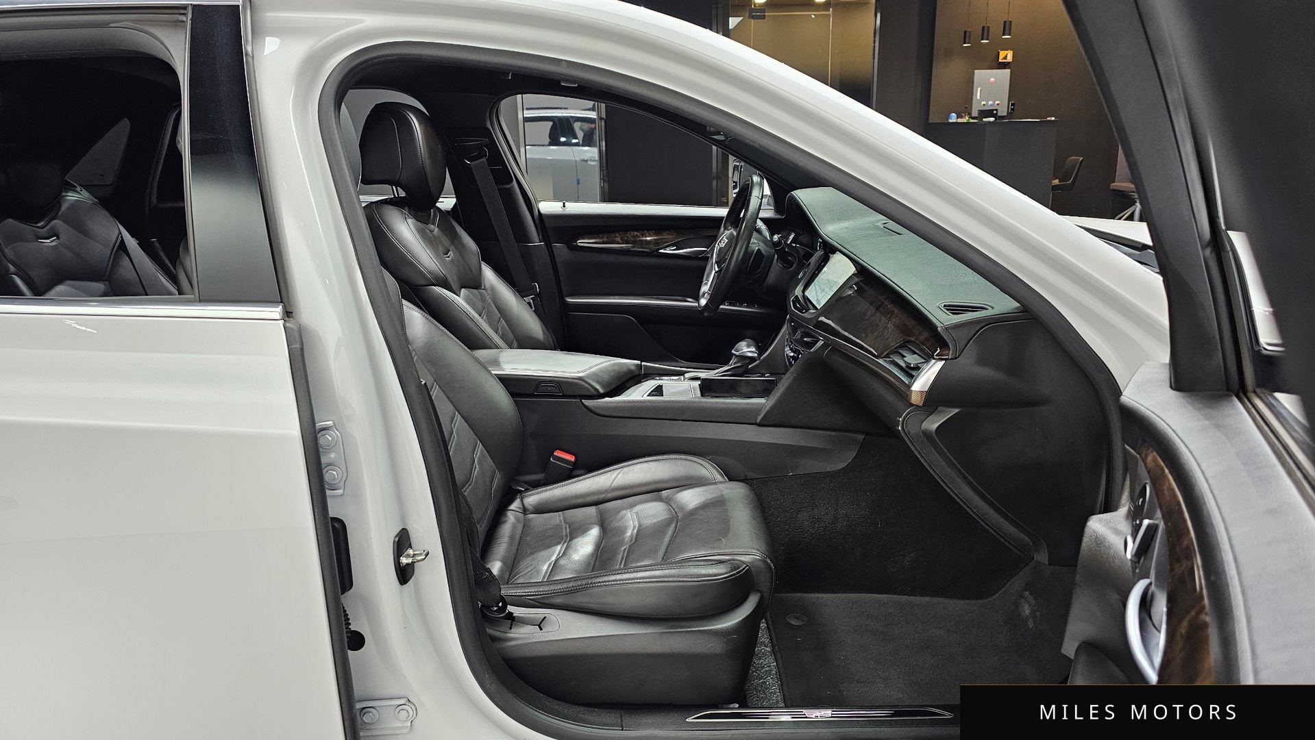 Cadillac CT6 2018 — миниатюра 10