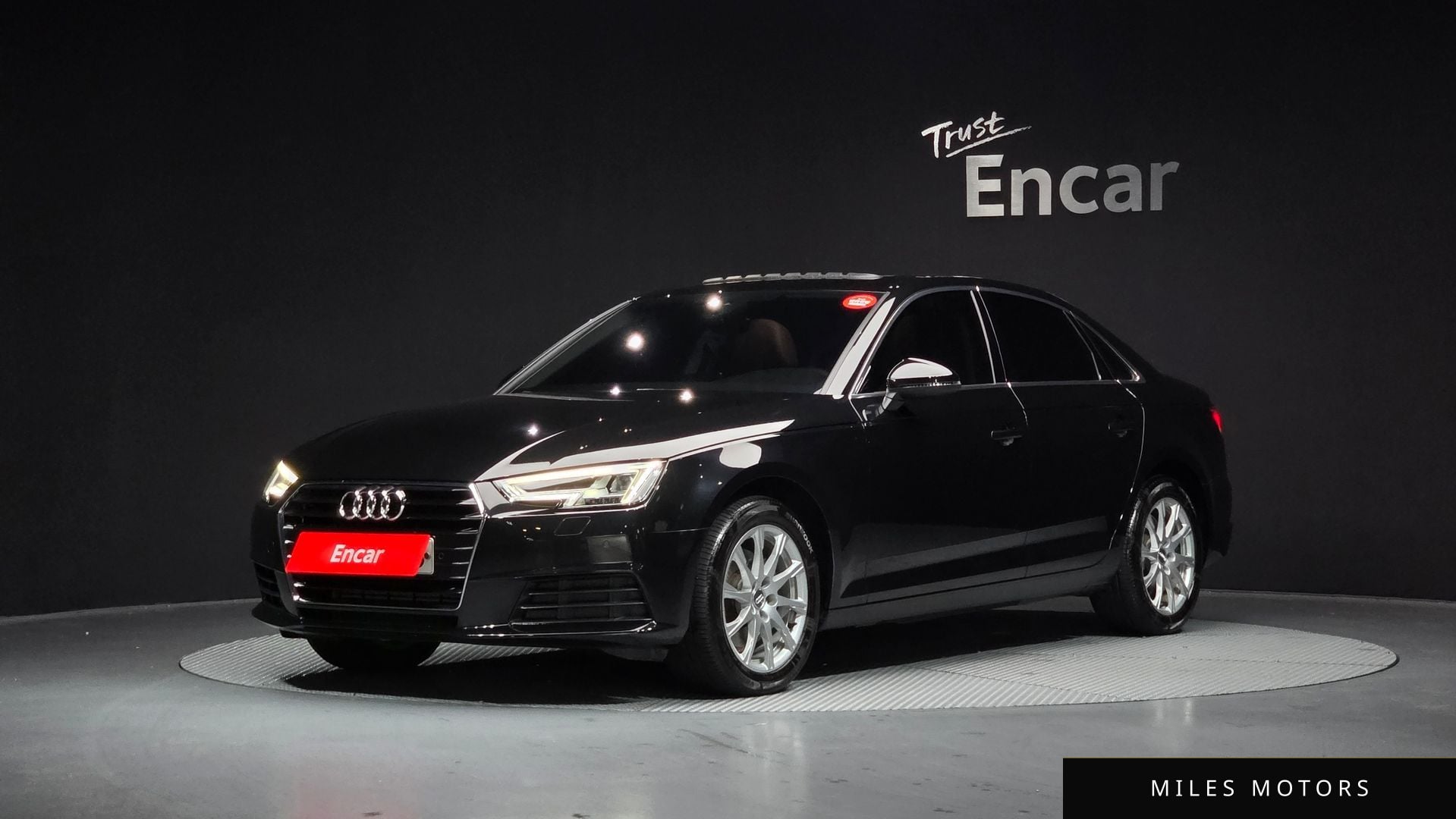 Audi A4 (B9) 2019 — фото 1 из 12