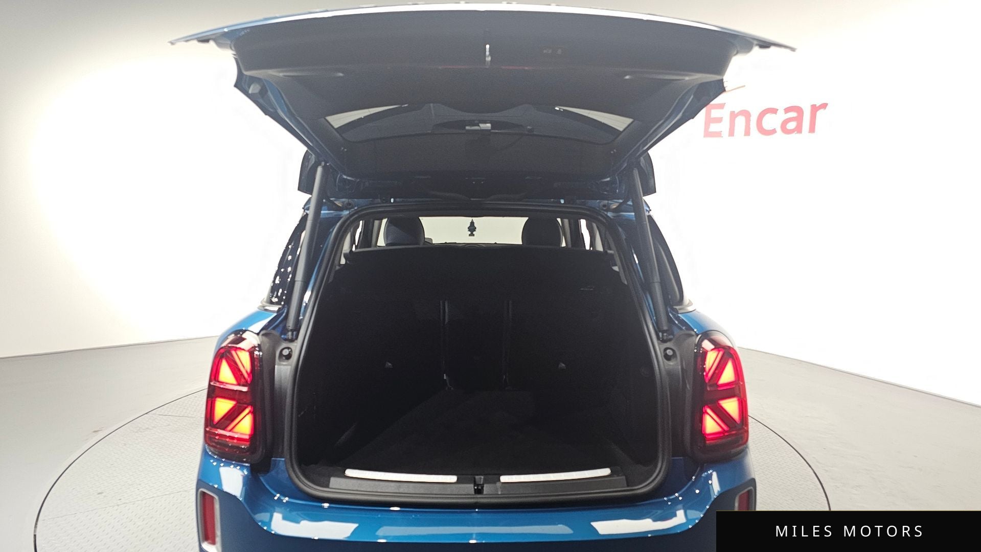 MINI 쿠퍼 S 컨트리맨 2023 — миниатюра 20