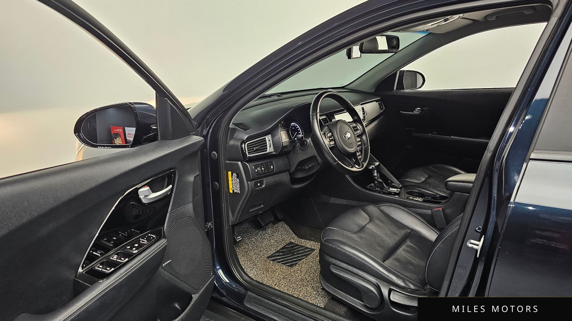 Kia Niro 2017 — миниатюра 10