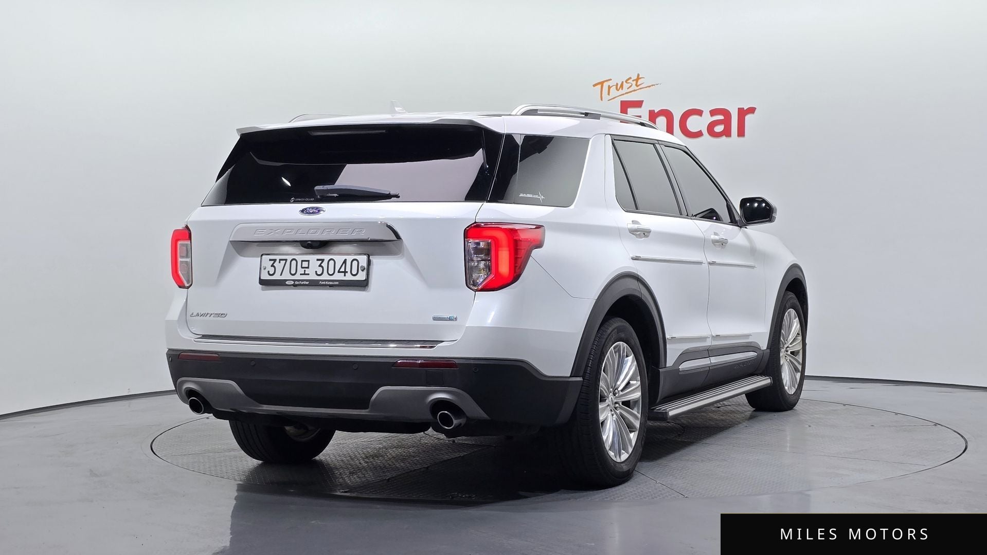 Ford Explorer 2020 — миниатюра 2