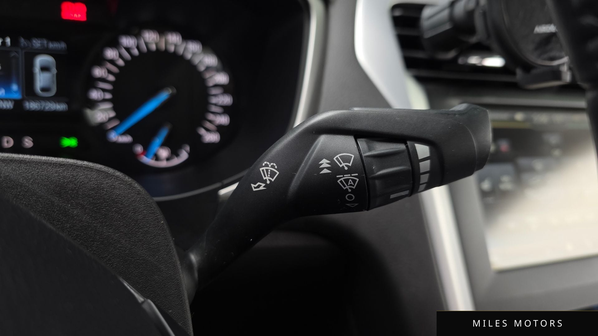 Ford 몬데오 2015 — миниатюра 13