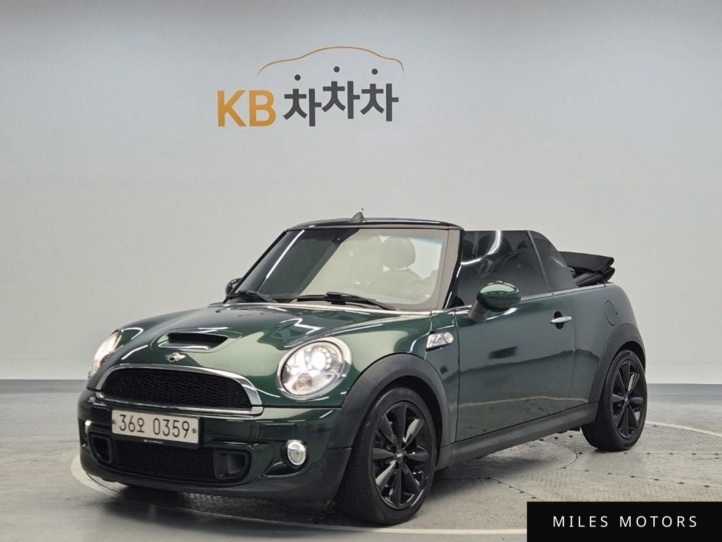 MINI Cooper Convertible 2015 — фото 1 из 12