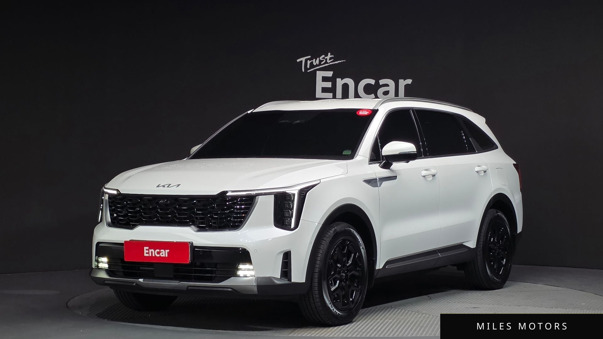 Kia Sorento 2024 — фото 1 из 12