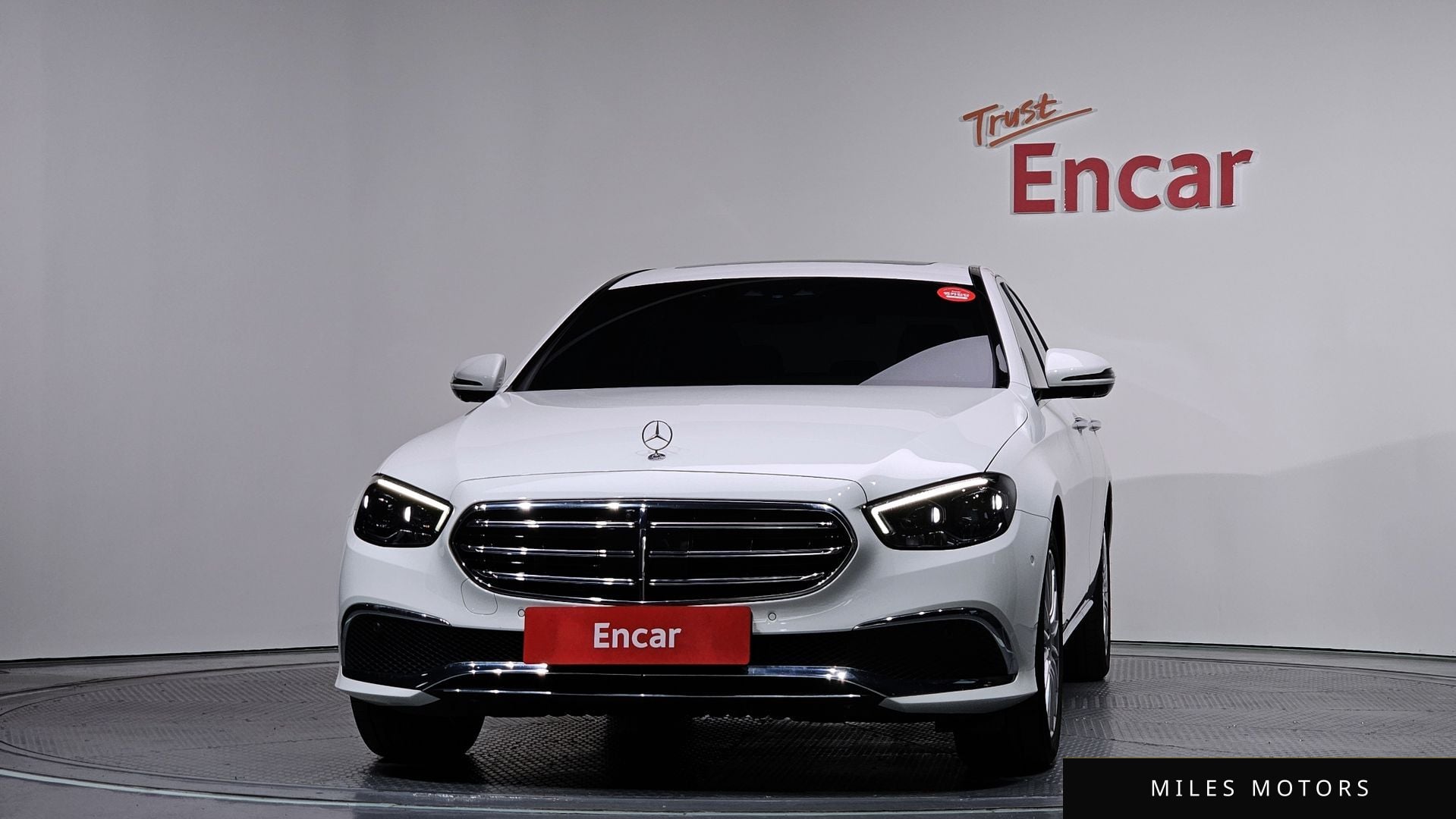 Mercedes-Benz E-Class W213 2023 — миниатюра 3