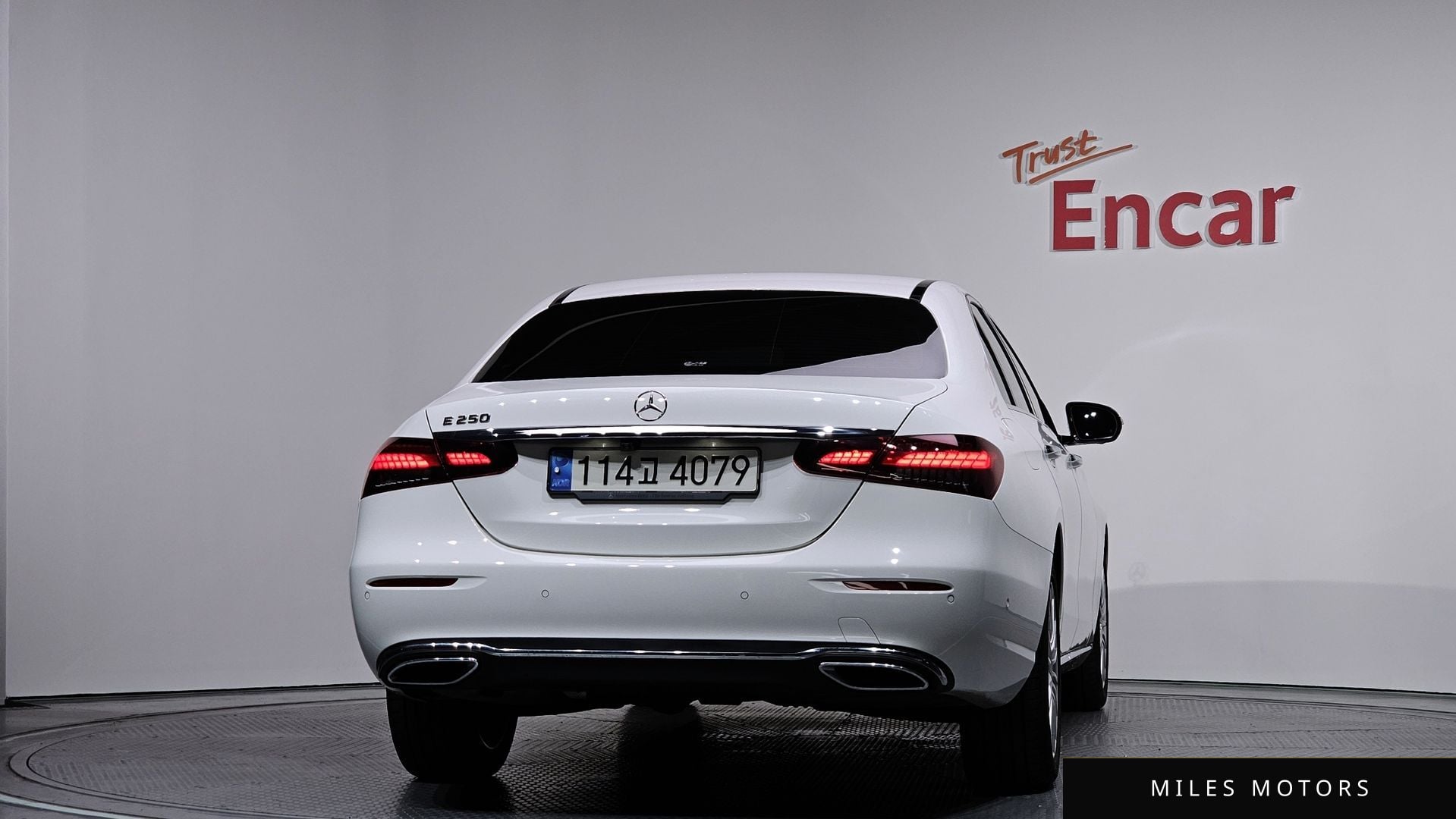 Mercedes-Benz E-Class W213 2023 — миниатюра 4
