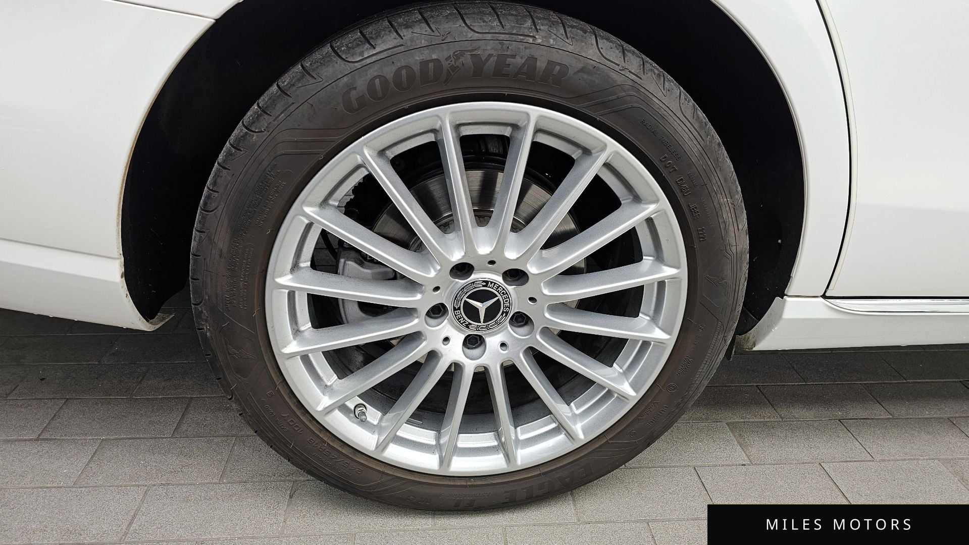 Mercedes-Benz E-Class W213 2023 — миниатюра 5