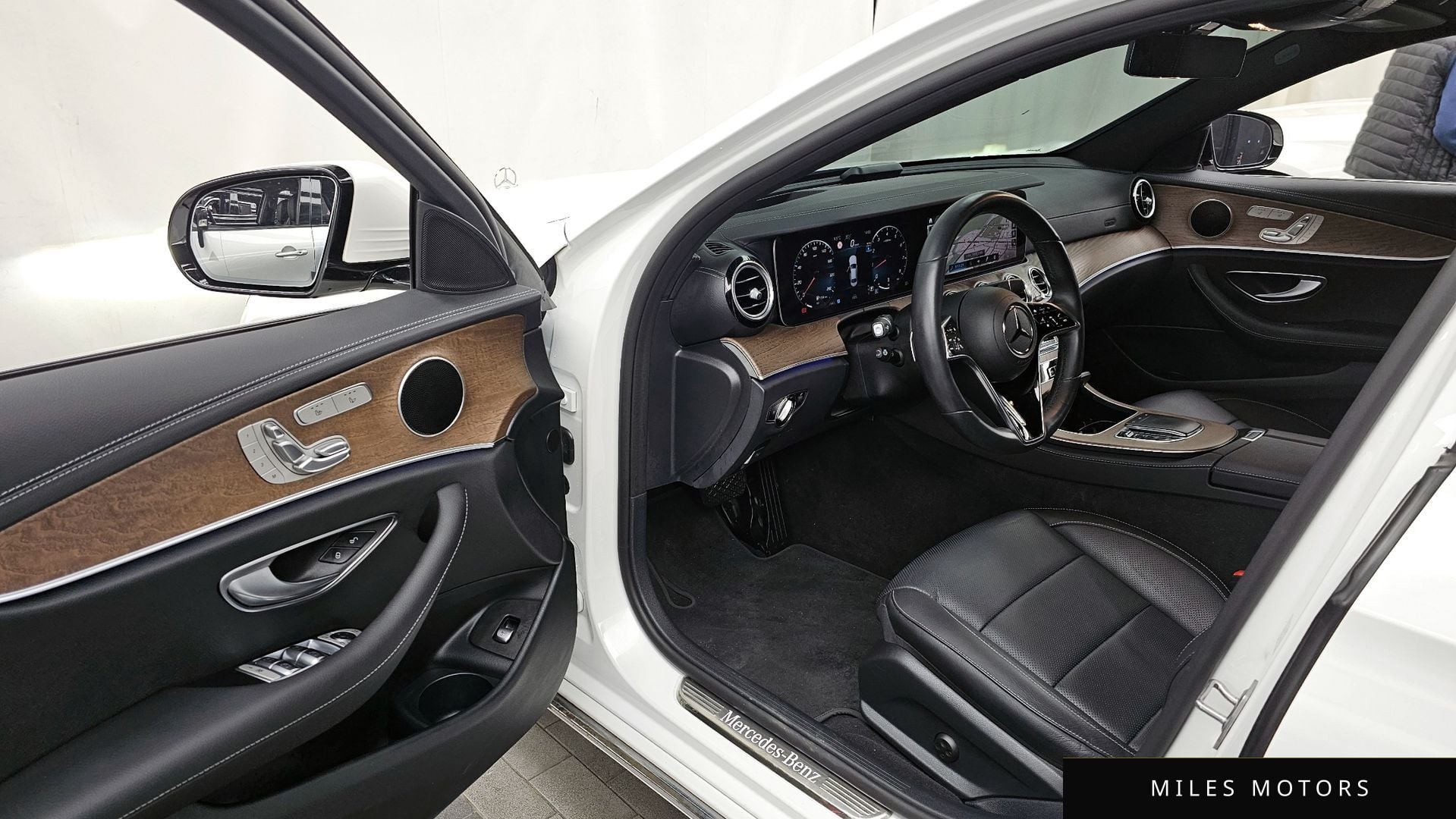 Mercedes-Benz E-Class W213 2023 — миниатюра 10