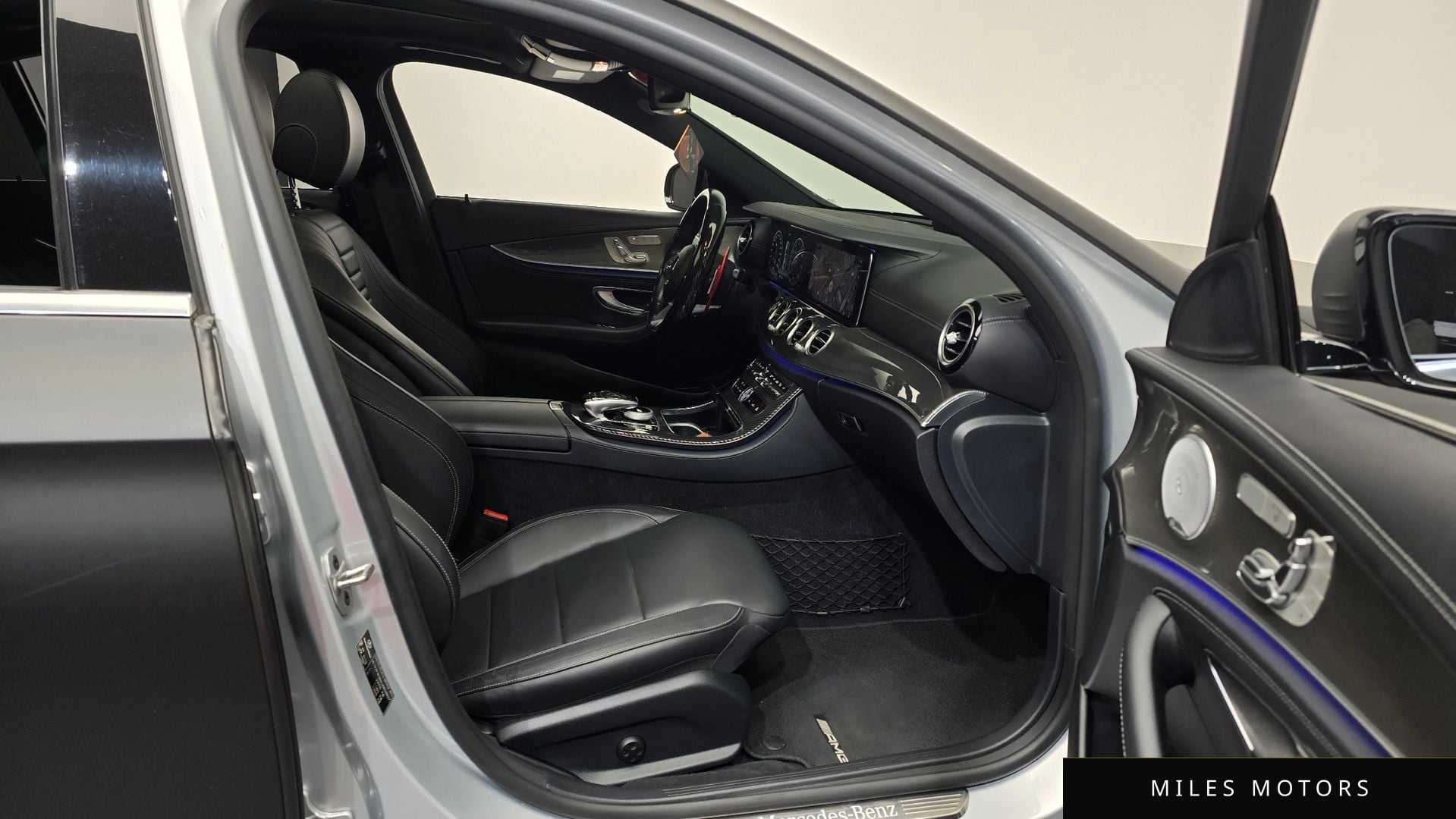 Mercedes-Benz E-Class W213 2020 — миниатюра 11