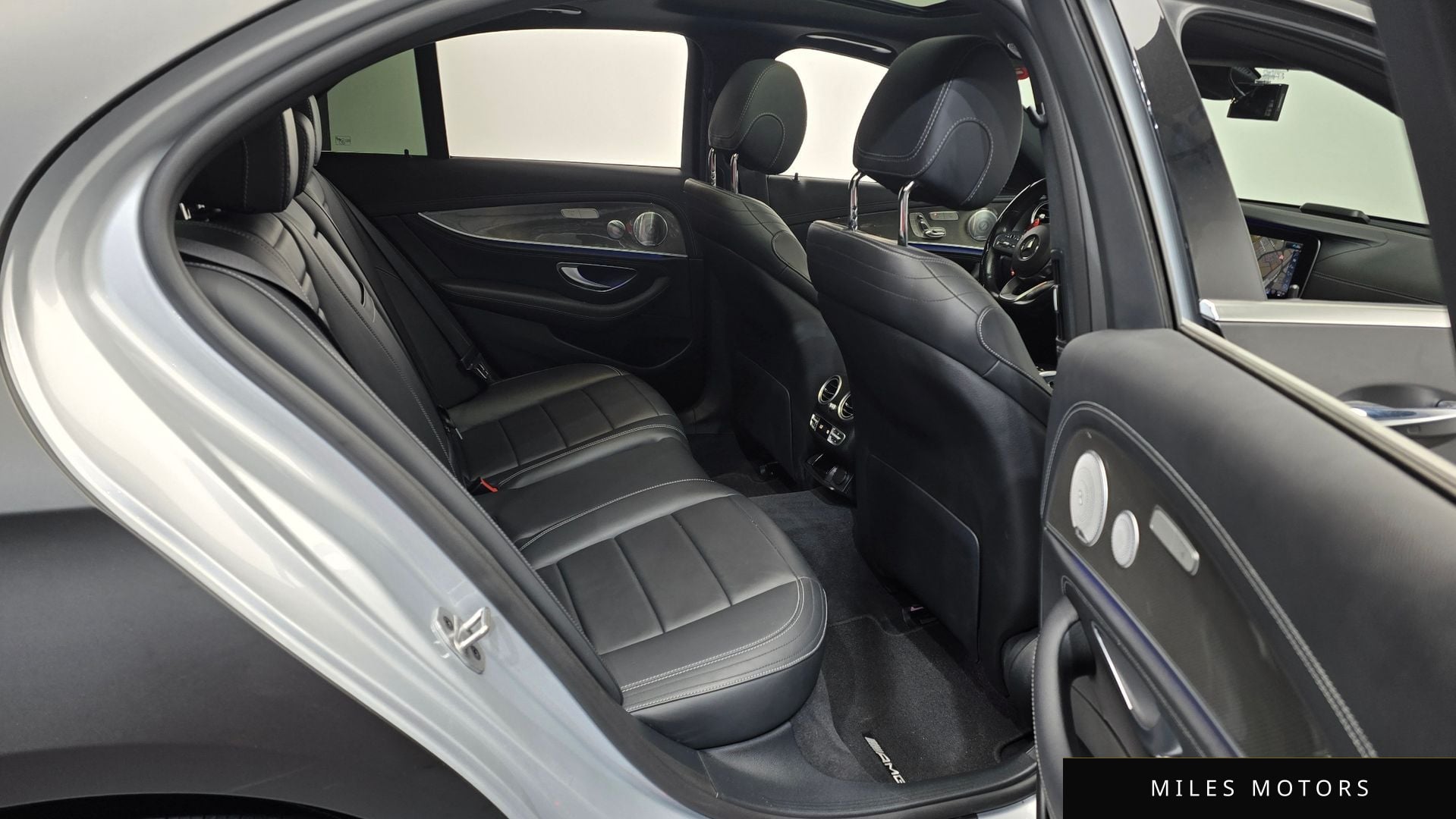 Mercedes-Benz E-Class W213 2020 — миниатюра 12