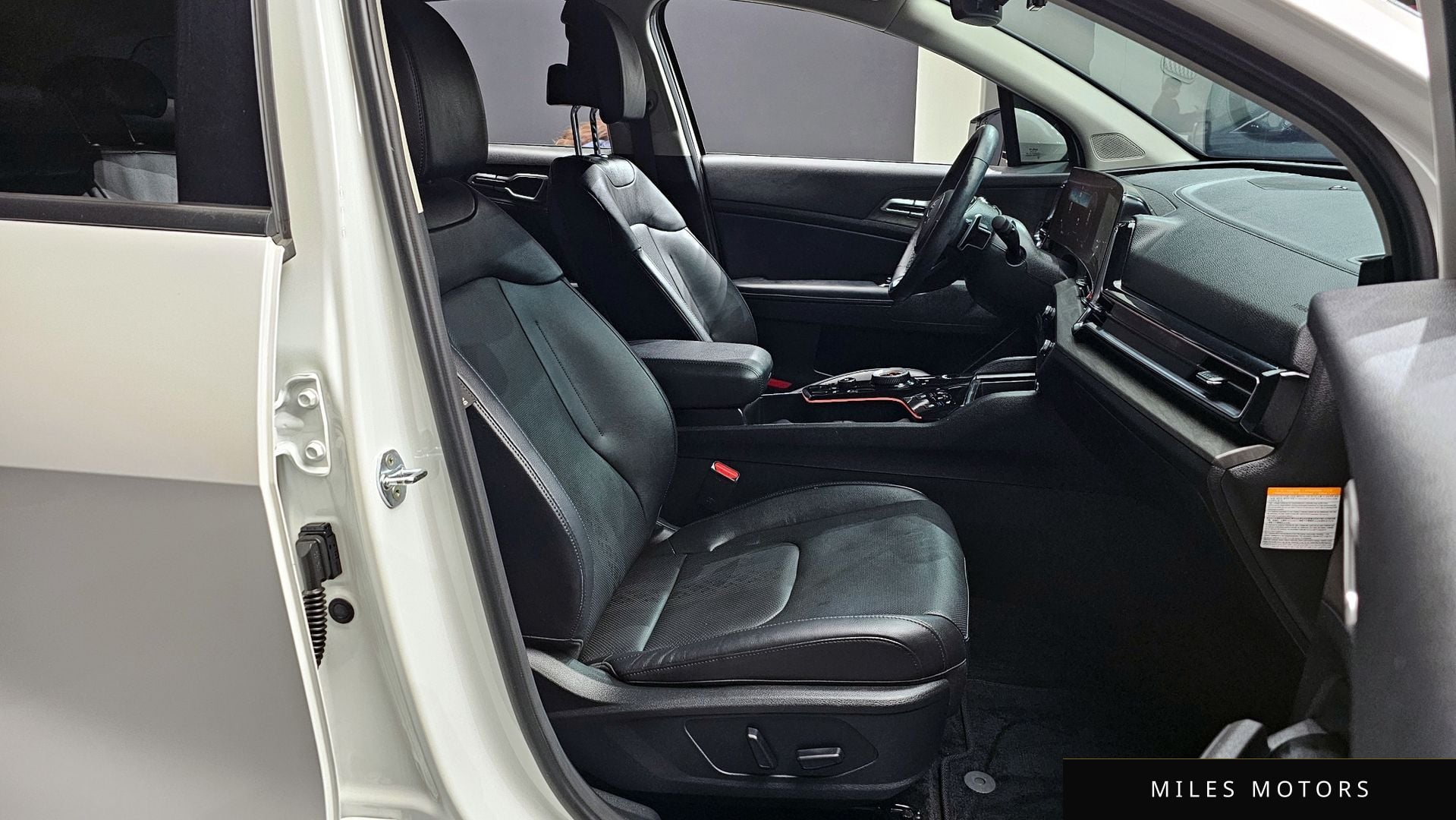 Kia Sportage 2022 — миниатюра 10