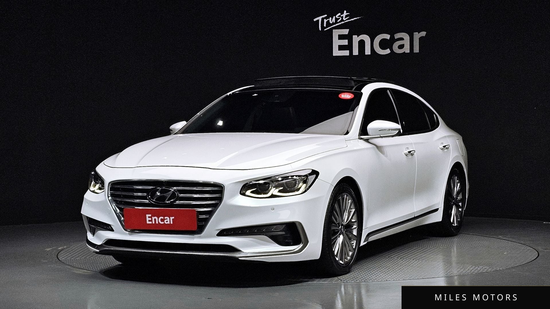 Hyundai Grandeur 2019 — фото 1 из 12