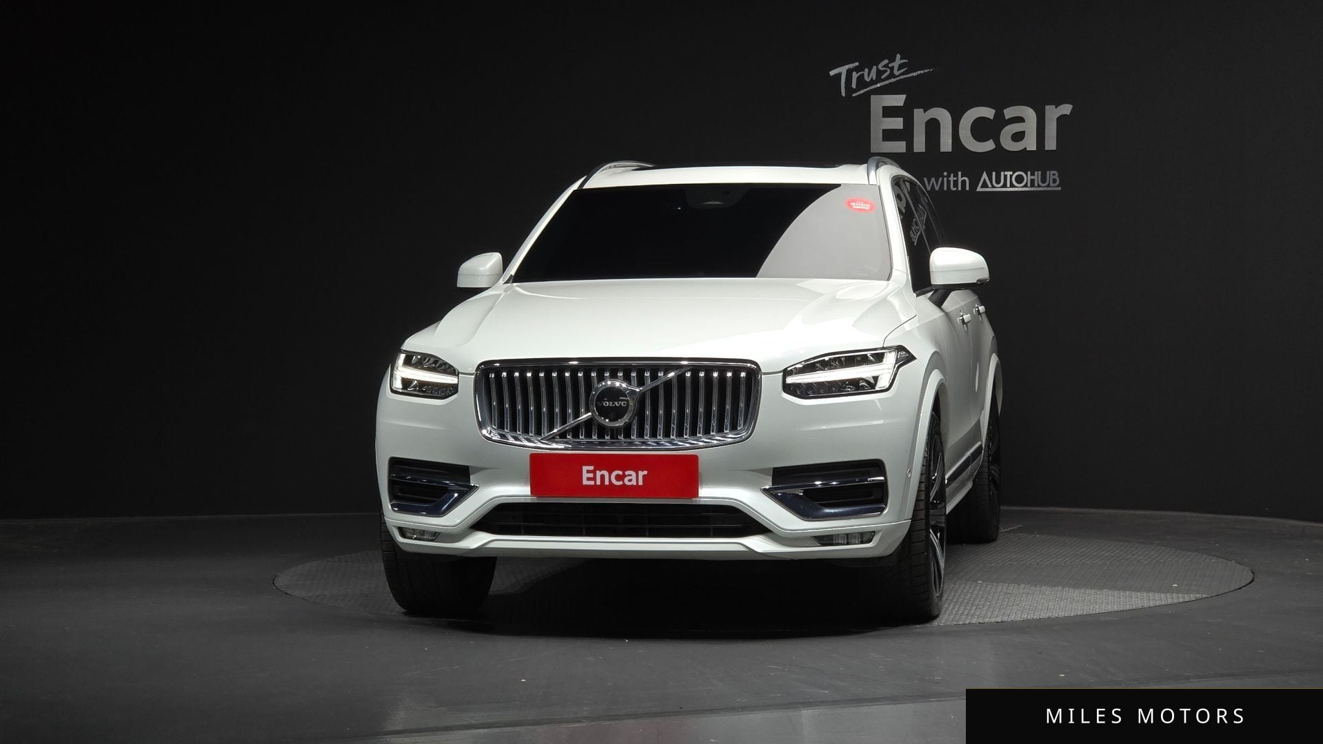 Volvo XC90 2023 — миниатюра 3